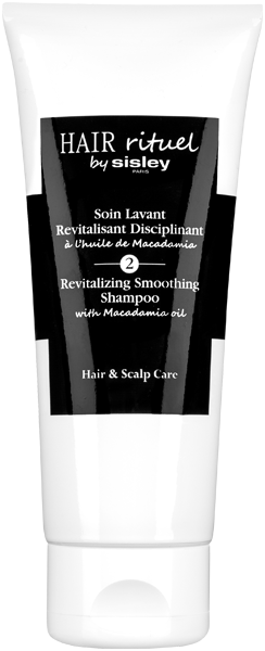 Revitalizing Smoothing Shampoo with Macadamia oil
